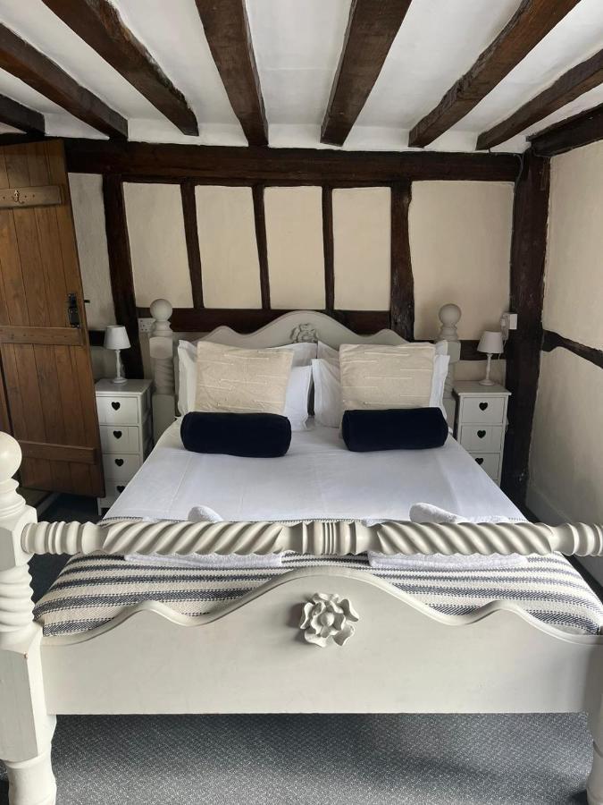 The White Hart Hotel Newenden Buitenkant foto