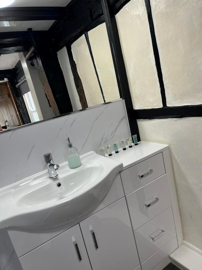 The White Hart Hotel Newenden Buitenkant foto